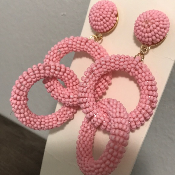 🌸 Interlocking Seed Bead Drop Earrings 🌸 - Picture 5 of 6